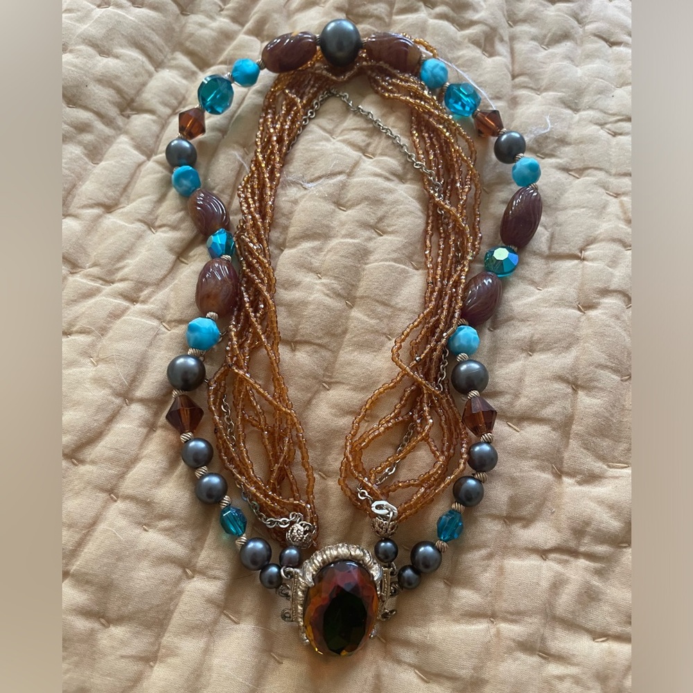 Ornate necklace choker